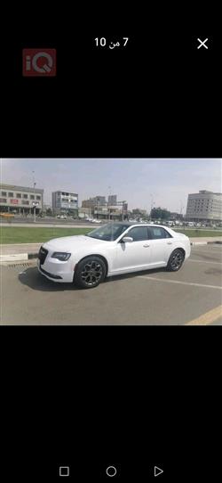کرایسلەر 300